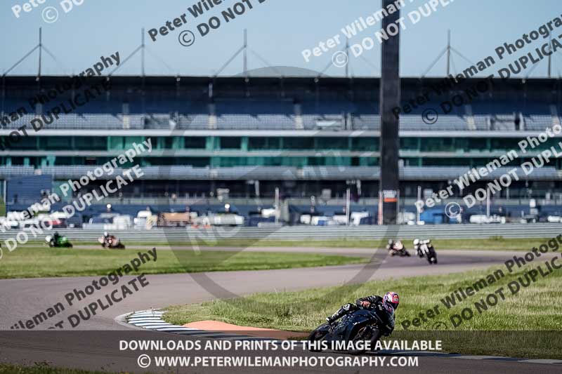 Rockingham no limits trackday;enduro digital images;event digital images;eventdigitalimages;no limits trackdays;peter wileman photography;racing digital images;rockingham raceway northamptonshire;rockingham trackday photographs;trackday digital images;trackday photos